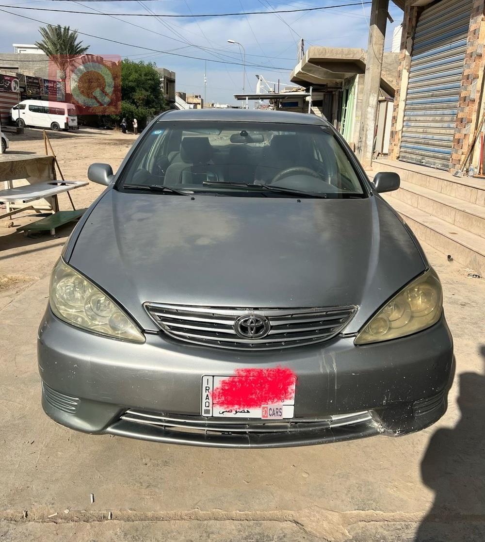 تۆیۆتا کامری